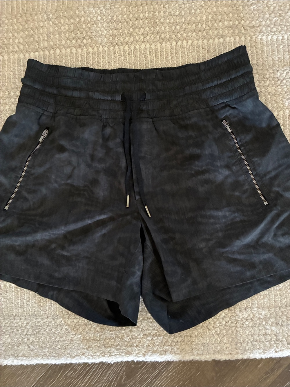 ATHLETA Camden Printed Shorts Women’s Size 6